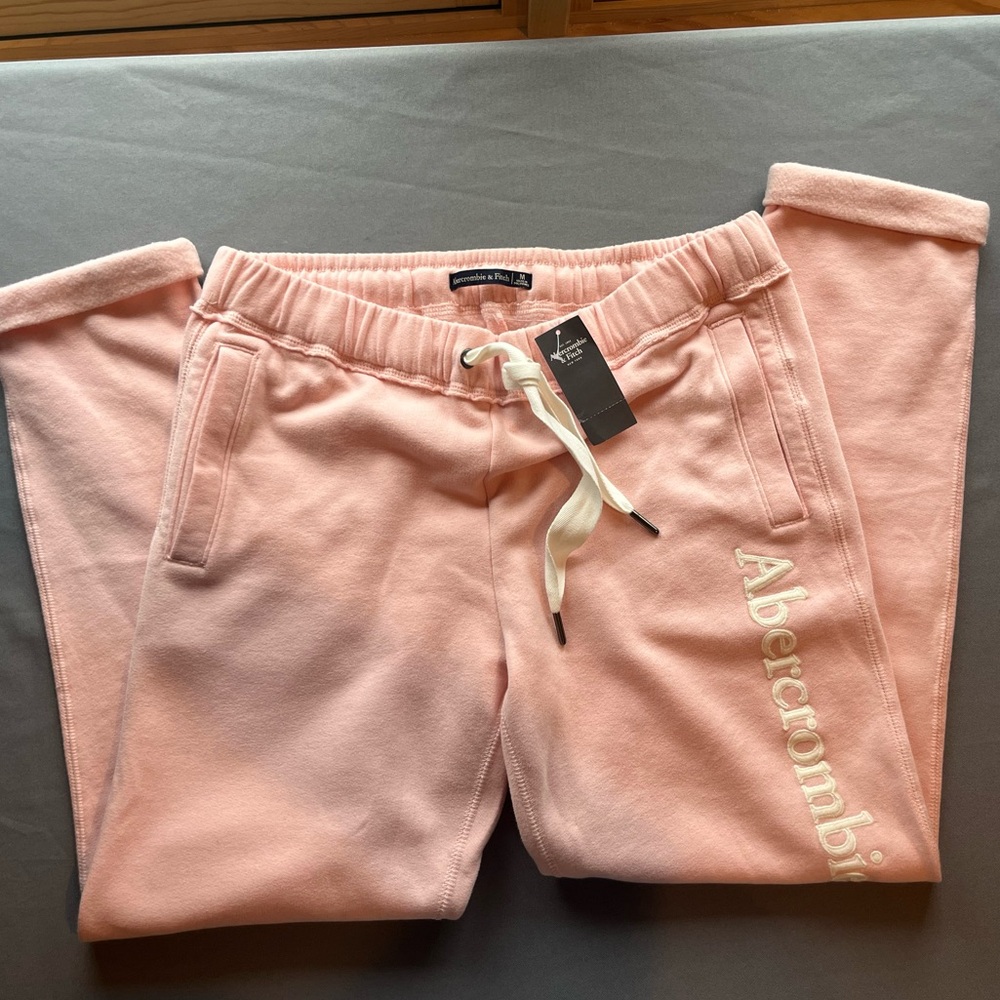 Abercrombie & Fitch pink joggers, Size: Medium - Picture 8 of 9